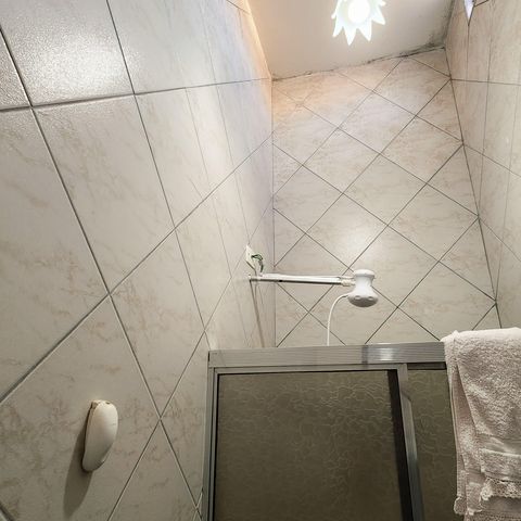 Casa à venda com 122m², 2 quartos e 1 vaga Casa à venda com 122m², 2 quartos e 1 vagaBanheiro 2