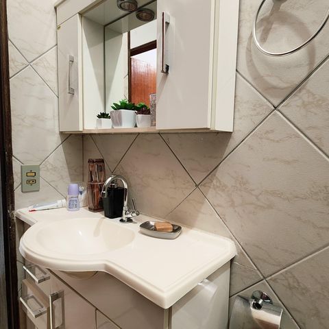 Casa à venda com 122m², 2 quartos e 1 vaga Casa à venda com 122m², 2 quartos e 1 vagaBanheiro 2