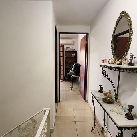 Casa à venda com 122m², 2 quartos e 1 vaga Casa à venda com 122m², 2 quartos e 1 vagaCorredor