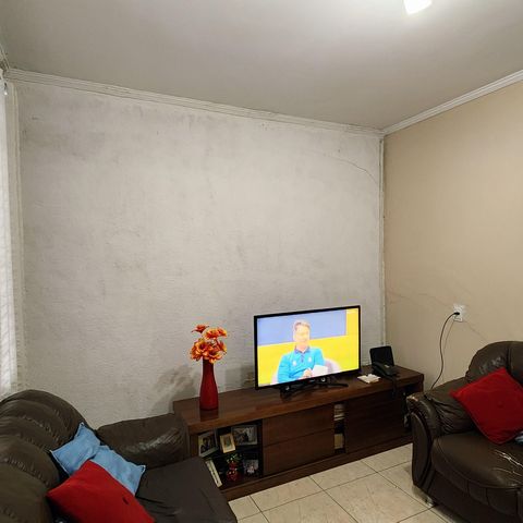 Casa à venda com 122m², 2 quartos e 1 vaga Casa à venda com 122m², 2 quartos e 1 vagaSala