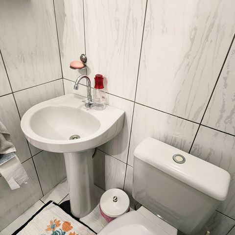 Casa à venda com 122m², 2 quartos e 1 vaga Casa à venda com 122m², 2 quartos e 1 vagaBanheiro 1