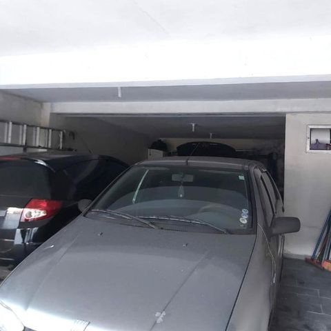 Casa à venda com 179m², 2 quartos e 4 vagas