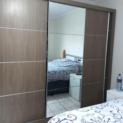 Casa à venda com 179m², 2 quartos e 4 vagas