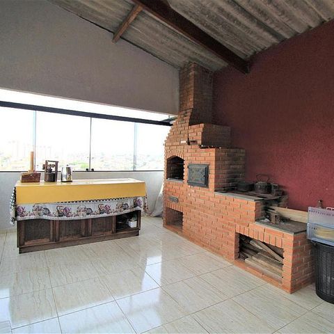 Casa à venda com 164m², 3 quartos e 2 vagas