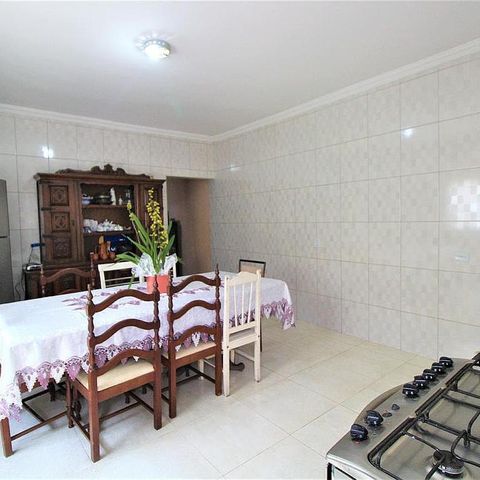 Casa à venda com 164m², 3 quartos e 2 vagas