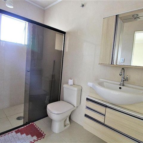 Casa à venda com 164m², 3 quartos e 2 vagas