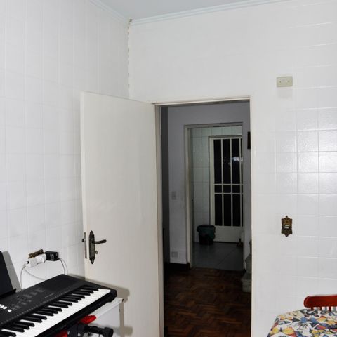 Casa à venda com 199m², 3 quartos e 4 vagas Casa à venda com 199m², 3 quartos e 4 vagasCopa