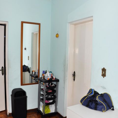 Casa à venda com 199m², 3 quartos e 4 vagas Casa à venda com 199m², 3 quartos e 4 vagasCorredor dos Quartos