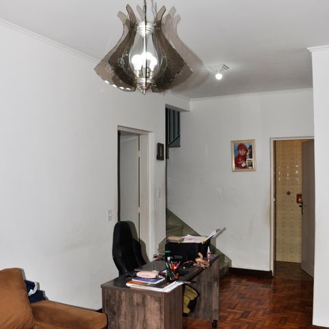Casa à venda com 199m², 3 quartos e 4 vagas Casa à venda com 199m², 3 quartos e 4 vagasSala
