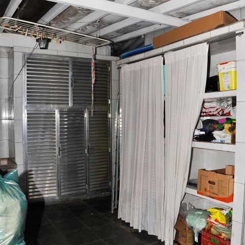 Casa à venda com 199m², 3 quartos e 4 vagas Casa à venda com 199m², 3 quartos e 4 vagasÁrea de Serviço