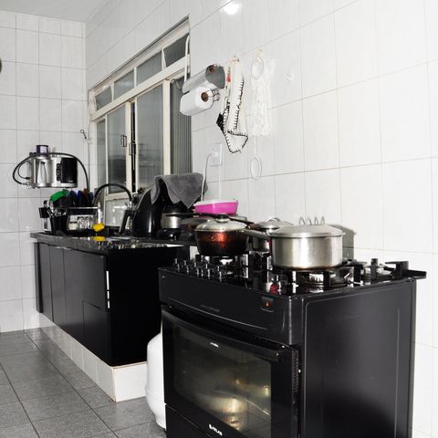 Casa à venda com 199m², 3 quartos e 4 vagas Casa à venda com 199m², 3 quartos e 4 vagasCozinha