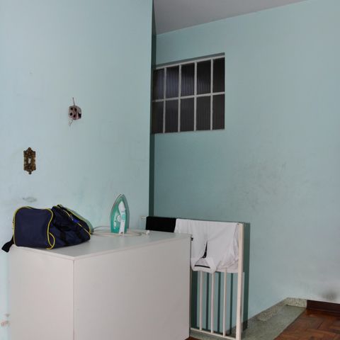 Casa à venda com 199m², 3 quartos e 4 vagas Casa à venda com 199m², 3 quartos e 4 vagasCorredor dos Quartos