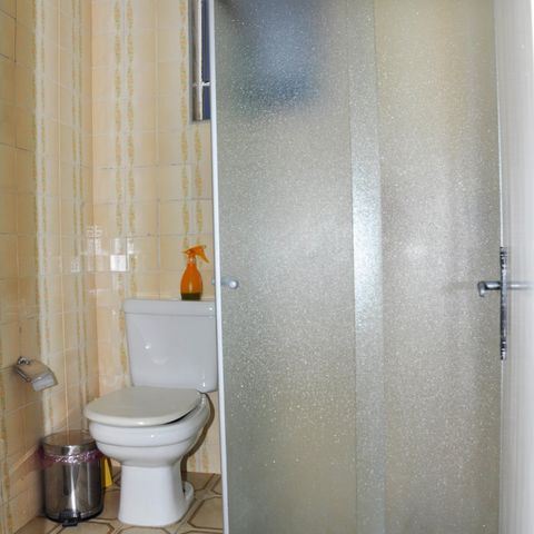 Casa à venda com 199m², 3 quartos e 4 vagas Casa à venda com 199m², 3 quartos e 4 vagasBanheiro Social