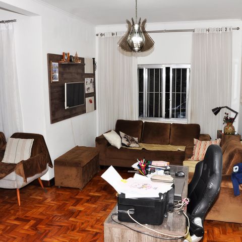 Casa à venda com 199m², 3 quartos e 4 vagas Casa à venda com 199m², 3 quartos e 4 vagasSala