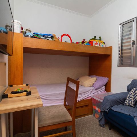 Casa à venda com 142m², 2 quartos e 2 vagas Casa à venda com 142m², 2 quartos e 2 vagasQuarto 1