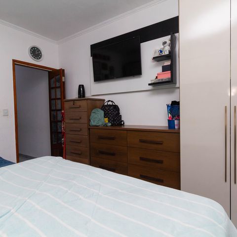 Casa à venda com 142m², 2 quartos e 2 vagas Casa à venda com 142m², 2 quartos e 2 vagasQuarto 2