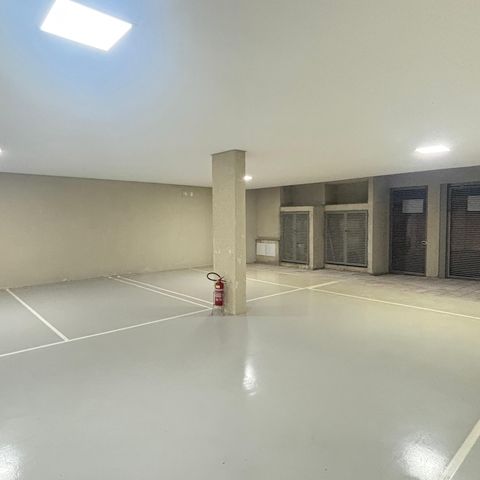 Apartamento à venda com 74m², 2 quartos e 1 vaga Apartamento à venda com 74m², 2 quartos e 1 vagaGaragem