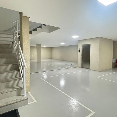 Apartamento à venda com 74m², 2 quartos e 1 vaga Apartamento à venda com 74m², 2 quartos e 1 vagaGaragem