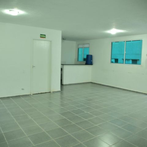 Apartamento à venda com 40m², 2 quartos e sem vagaÁrea comum