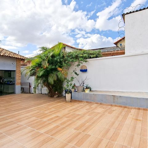 Casa à venda com 140m², 3 quartos e 2 vagasQuintal