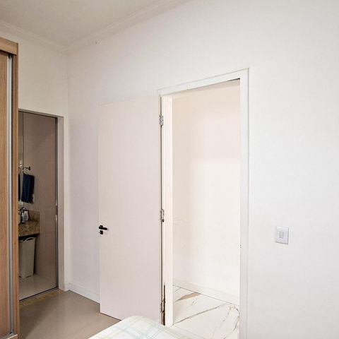 Casa à venda com 140m², 3 quartos e 2 vagasSuíte