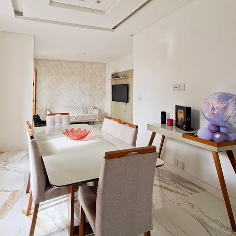 Casa à venda com 140m², 3 quartos e 2 vagasSala