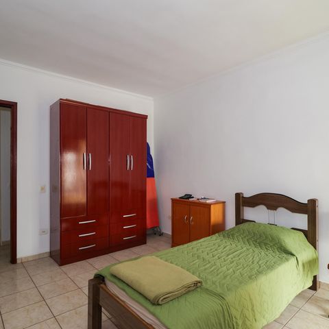 Casa à venda com 143m², 4 quartos e 2 vagas Casa à venda com 143m², 4 quartos e 2 vagasSuíte 1