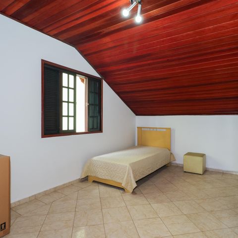 Casa à venda com 143m², 4 quartos e 2 vagas Casa à venda com 143m², 4 quartos e 2 vagasQuarto 1