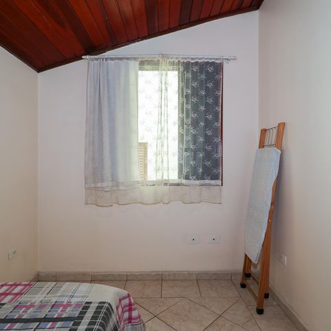 Casa à venda com 143m², 4 quartos e 2 vagas Casa à venda com 143m², 4 quartos e 2 vagasQuarto 2