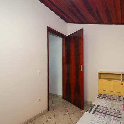 Casa à venda com 143m², 4 quartos e 2 vagas Casa à venda com 143m², 4 quartos e 2 vagasQuarto 2