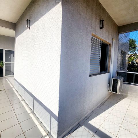 Apartamento à venda com 92m², 3 quartos e 2 vagas Apartamento à venda com 92m², 3 quartos e 2 vagasVaranda