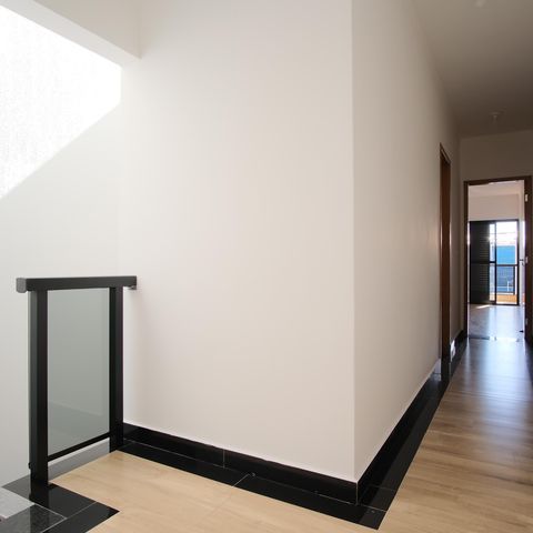 Casa à venda com 130m², 3 quartos e 2 vagasCorredor
