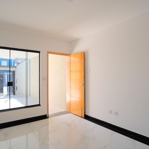 Casa à venda com 130m², 3 quartos e 2 vagasSala