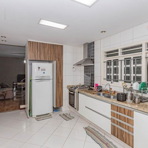 Casa à venda com 200m², 3 quartos e sem vagaCozinha
