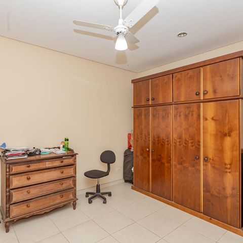 Casa à venda com 200m², 3 quartos e sem vagaSuíte 3
