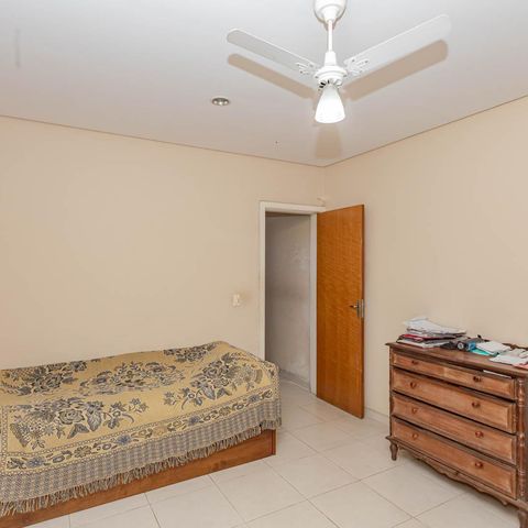 Casa à venda com 200m², 3 quartos e sem vagaSuíte 3