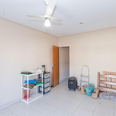 Casa à venda com 200m², 3 quartos e sem vagaSuíte