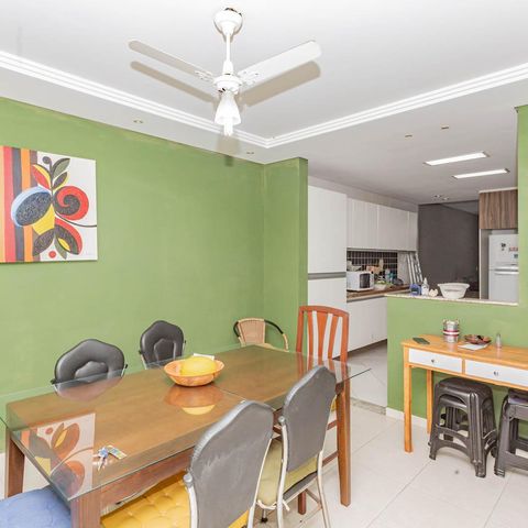 Casa à venda com 200m², 3 quartos e sem vagaSala de Jantar