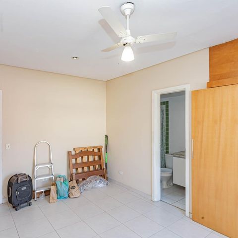 Casa à venda com 200m², 3 quartos e sem vagaSuíte