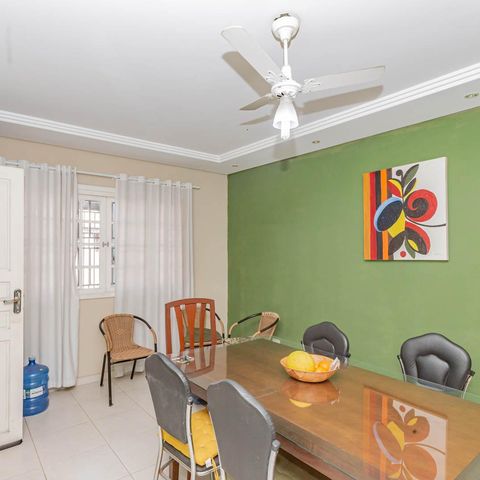 Casa à venda com 200m², 3 quartos e sem vagaSala de Jantar
