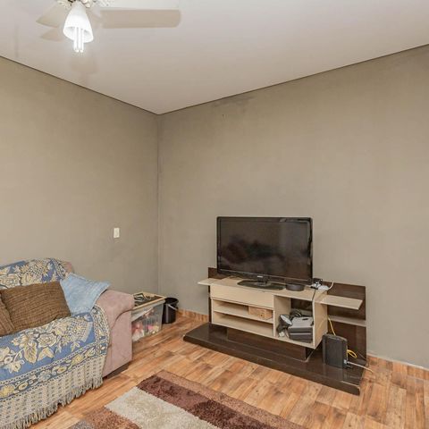 Casa à venda com 200m², 3 quartos e sem vagaSala