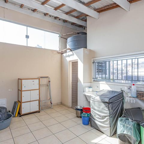 Casa à venda com 200m², 3 quartos e sem vagaÁrea de Serviço