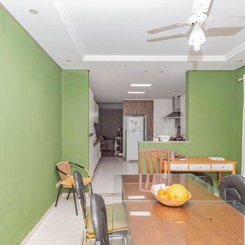 Casa à venda com 200m², 3 quartos e sem vagaSala de Jantar