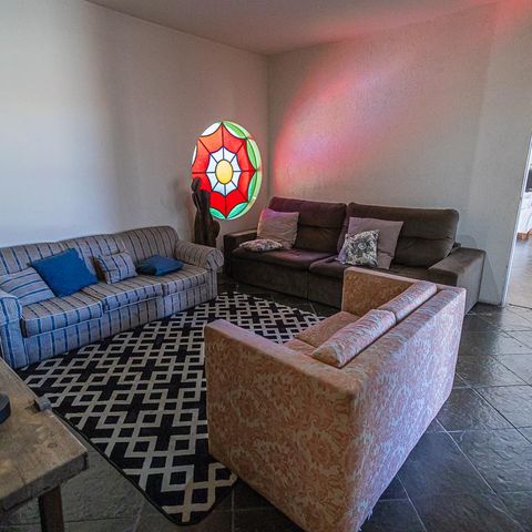 Casa à venda com 2000m², 4 quartos e 4 vagas Casa à venda com 2000m², 4 quartos e 4 vagasSala