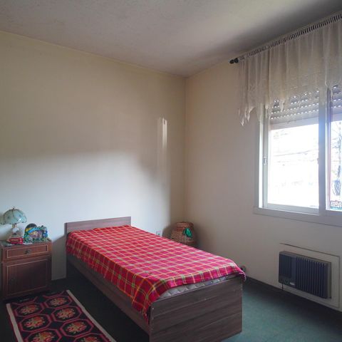 Apartamento à venda com 100m², 4 quartos e 1 vagaQuarto 2