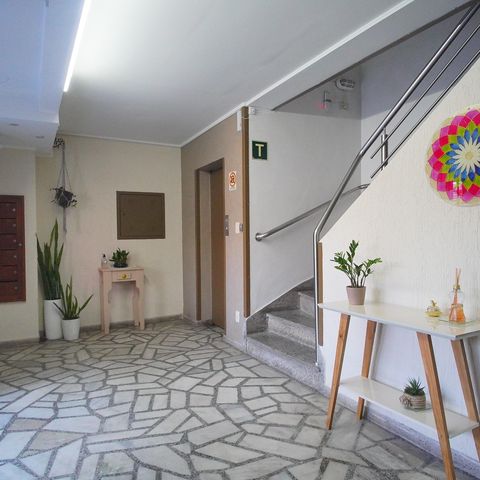 Apartamento à venda com 100m², 4 quartos e 1 vagaHall de entrada
