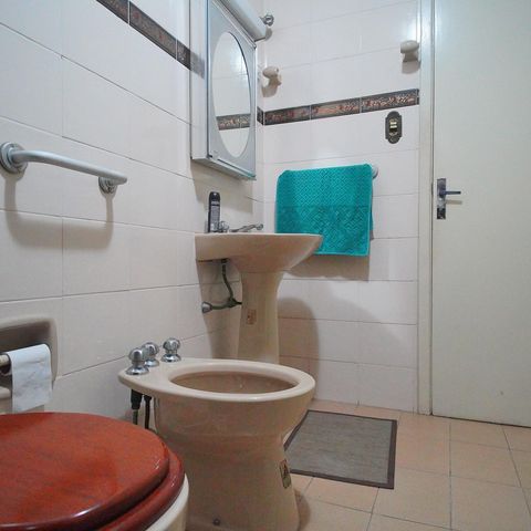 Apartamento à venda com 100m², 4 quartos e 1 vagaBanheiro da Suíte