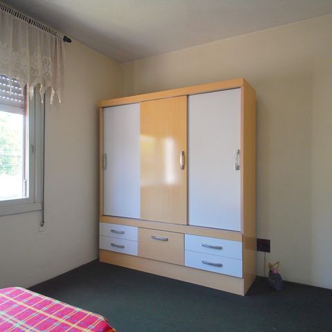 Apartamento à venda com 100m², 4 quartos e 1 vagaQuarto 2