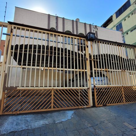Apartamento à venda com 118m², 3 quartos e 1 vaga Apartamento à venda com 118m², 3 quartos e 1 vagaFachada