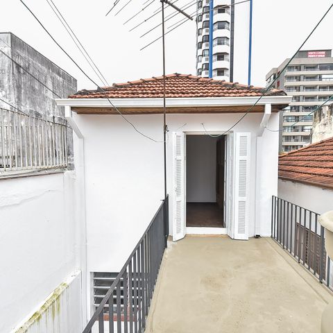 Casa à venda com 104m², 2 quartos e 1 vaga Casa à venda com 104m², 2 quartos e 1 vagaVaranda do quarto 2
